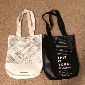 Lululemon reusable bags